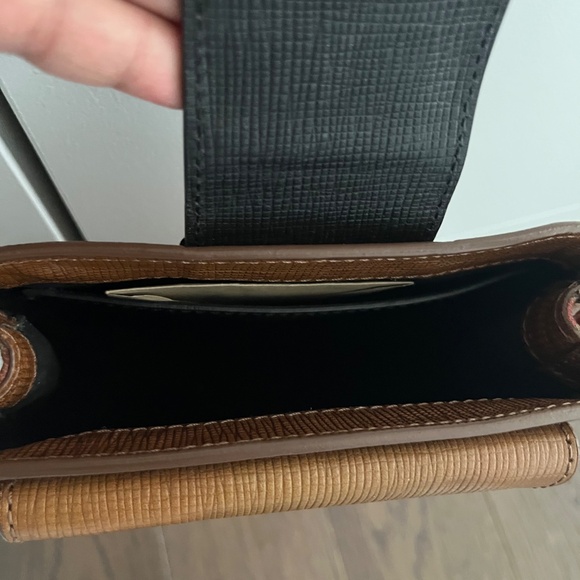 Burberry Prorsum Leather Chain-Linked Shoulder Bag - Picture 10 of 10